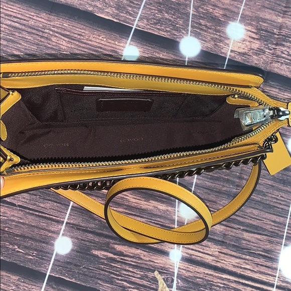 💛NWOT COACH 💛 78801 Signature Leather Chain - Picture 4 of 8
